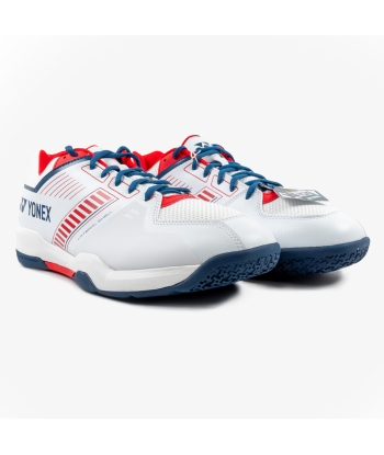 Yonex Strider Wide (White/Red) Court Shoe s'inspire de l'anatomie humaine