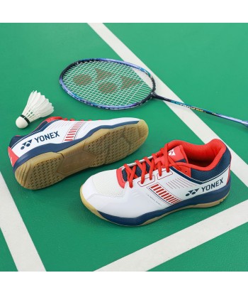 Yonex Strider Wide (White/Red) Court Shoe s'inspire de l'anatomie humaine