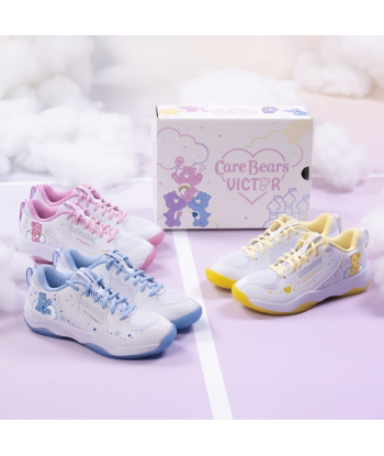 Victor x Care Bears Court Shoes A-CBC AI (White/Pink) pas cher