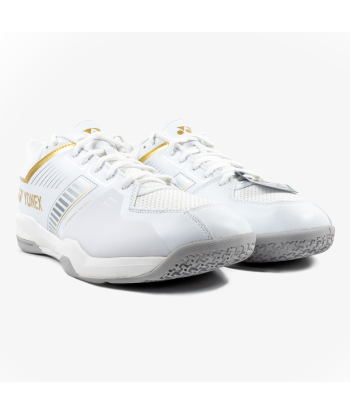 Yonex Strider Wide (White/Gold) Court Shoe pour bénéficier 