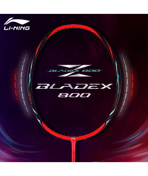 Li-Ning BladeX 800 (Black/Red) est présent 