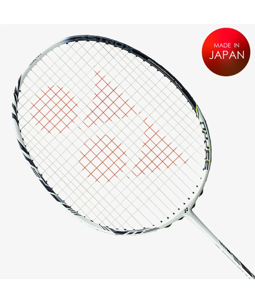 Yonex Astrox 99 Pro (White Tiger) est présent 